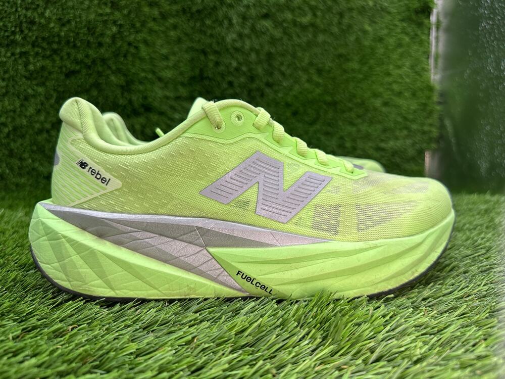 New Balance FuelCell Rebel v5 WFCXLZ5 Athletic Sneaker Unisex M5.5/W7 Green Mesh